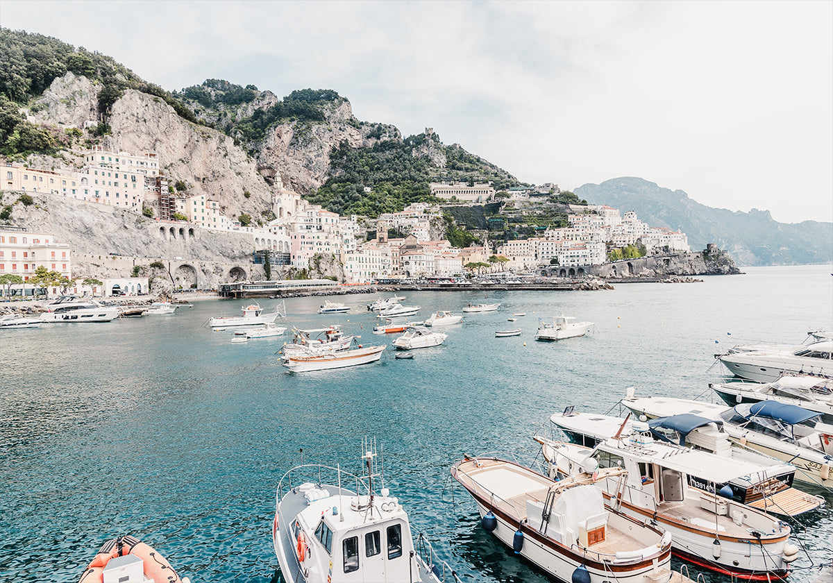 Wybrzeże Amalfi z łodziami #2 Plakat