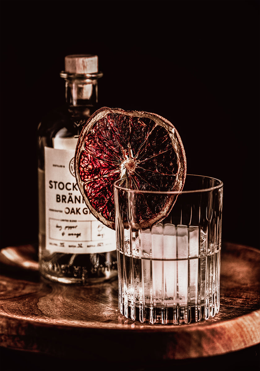 Plakat Popijający Gin