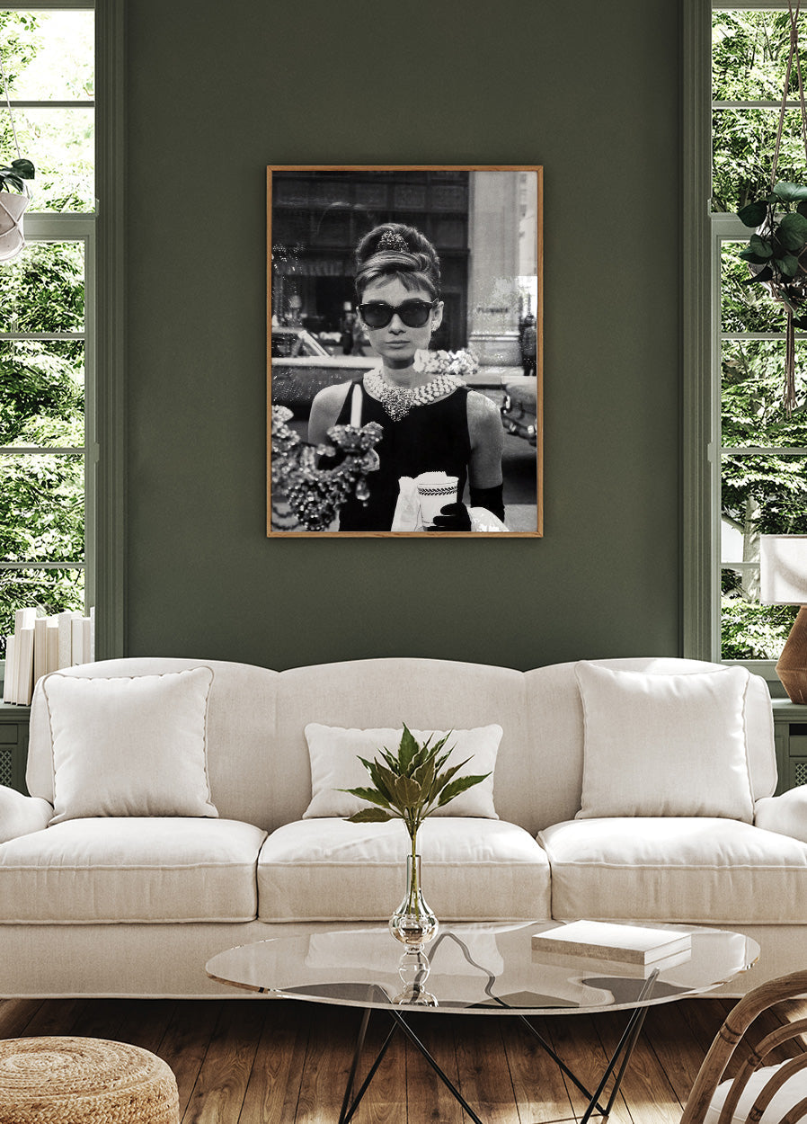 Audrey Hepburn Breakfast at Tiffany’s Plakat - Posterbox.dk