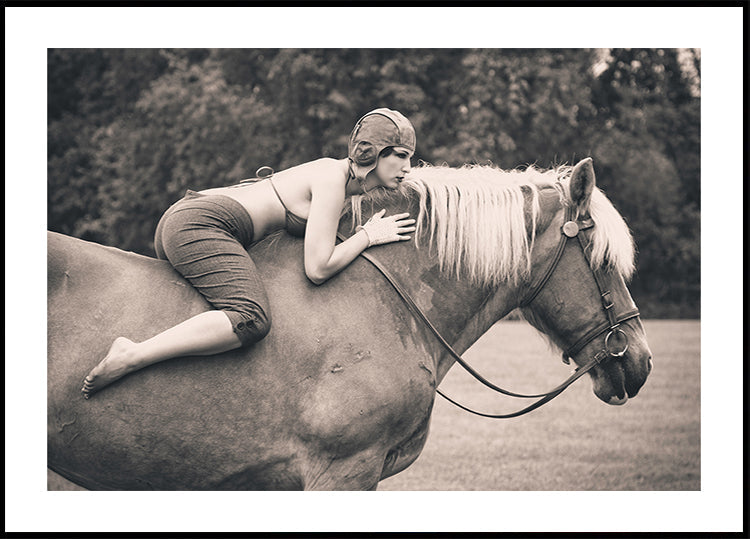 Plakat „Wyjdź na wyścigi”.