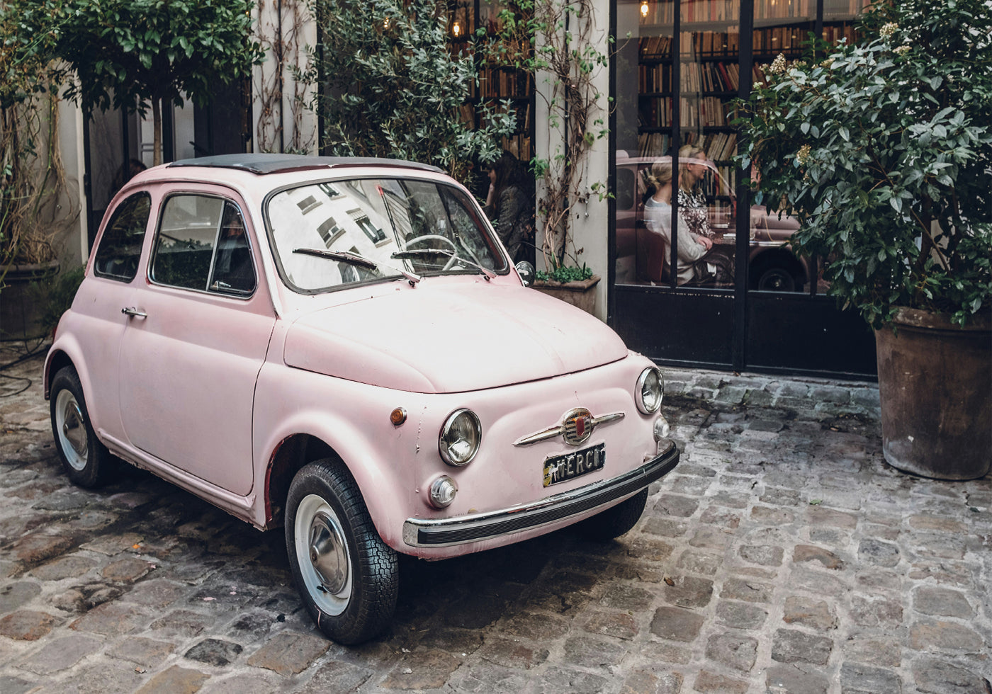 Pink Car Plakat - Posterbox.dk