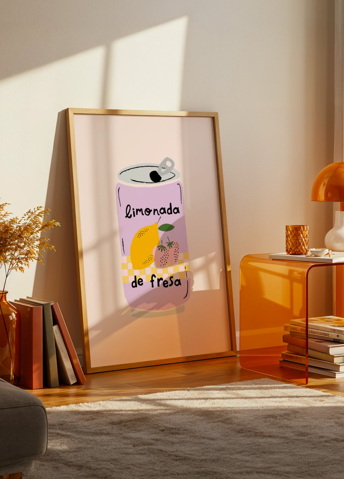 Puszka lemoniady truskawkowej