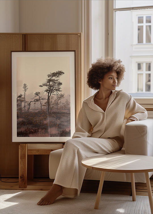 Plakat z rzeźbionymi drzewami