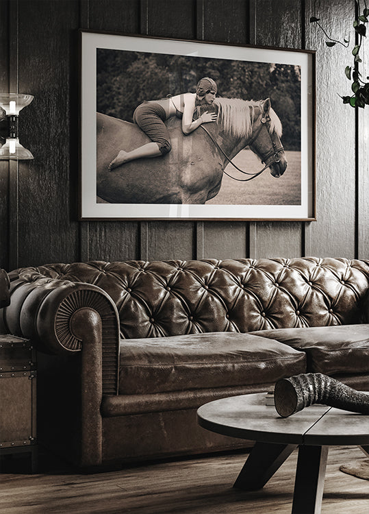 Plakat „Wyjdź na wyścigi”.