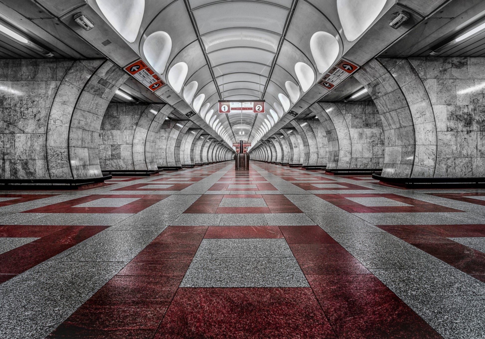 Geometria głębokiego metra